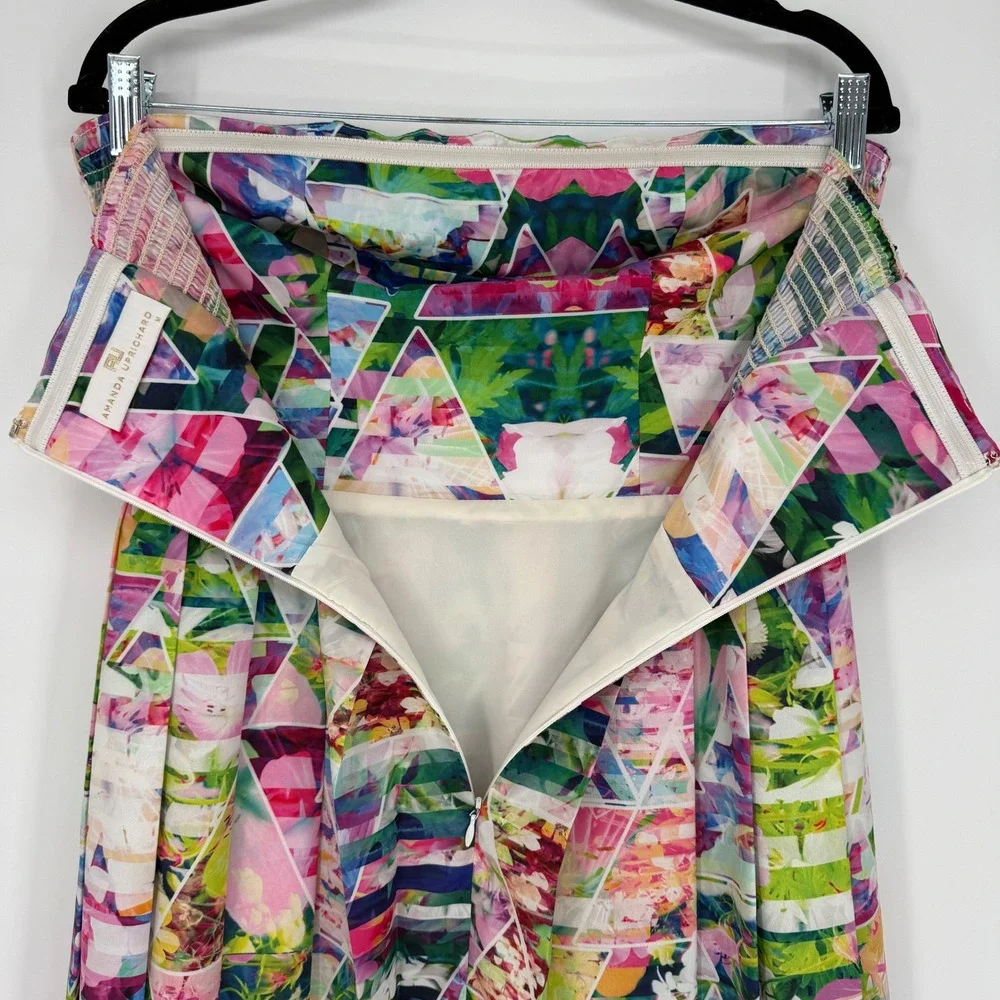 AMANDA UPRICHARD‎ STRAPLESS MINI DRESS GEOMETRIC PLEATED MEDIUM FLASHY CHIC